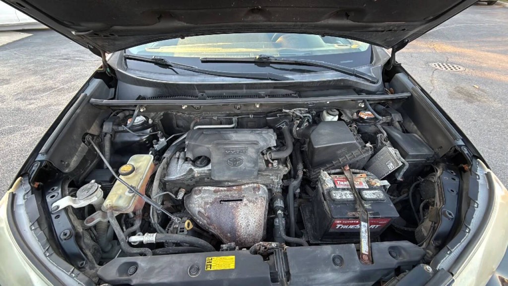 2013 Toyota Rav4 Image 18