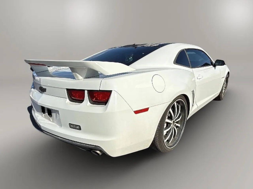 2011 Chevrolet Camaro Image 5