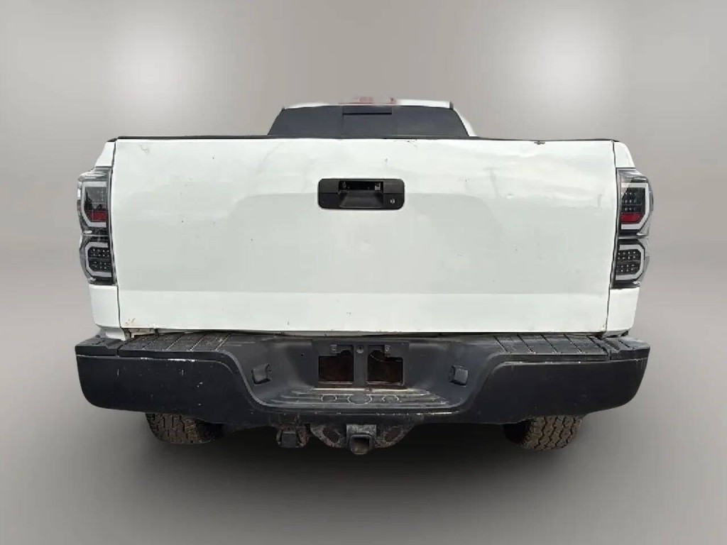 2008 Toyota Tundra Image 4