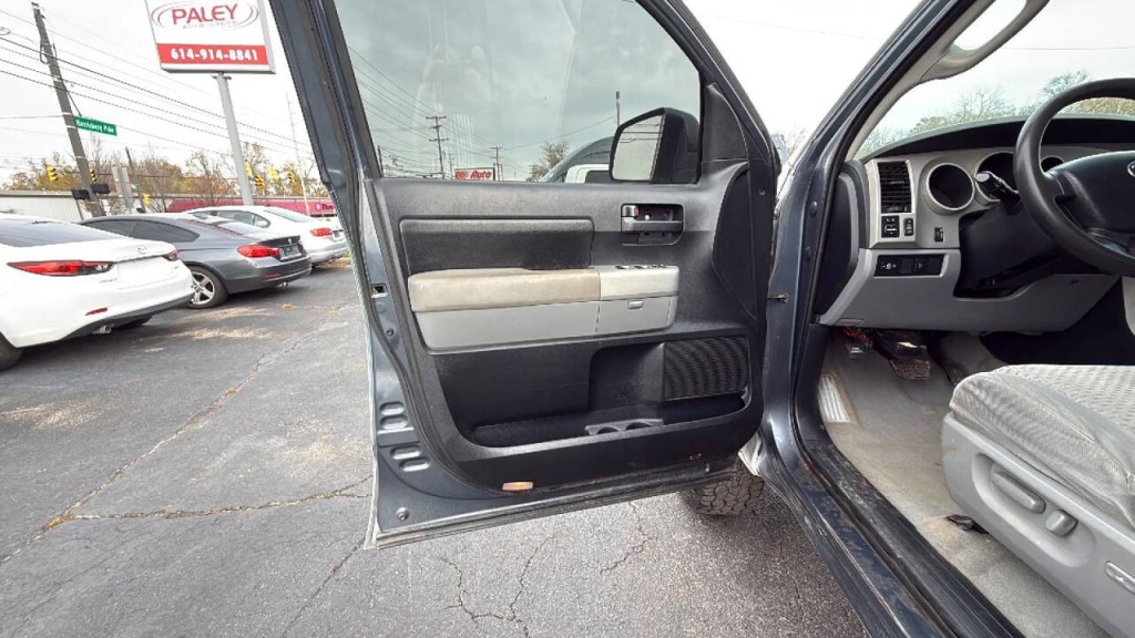 2008 Toyota Tundra Image 9