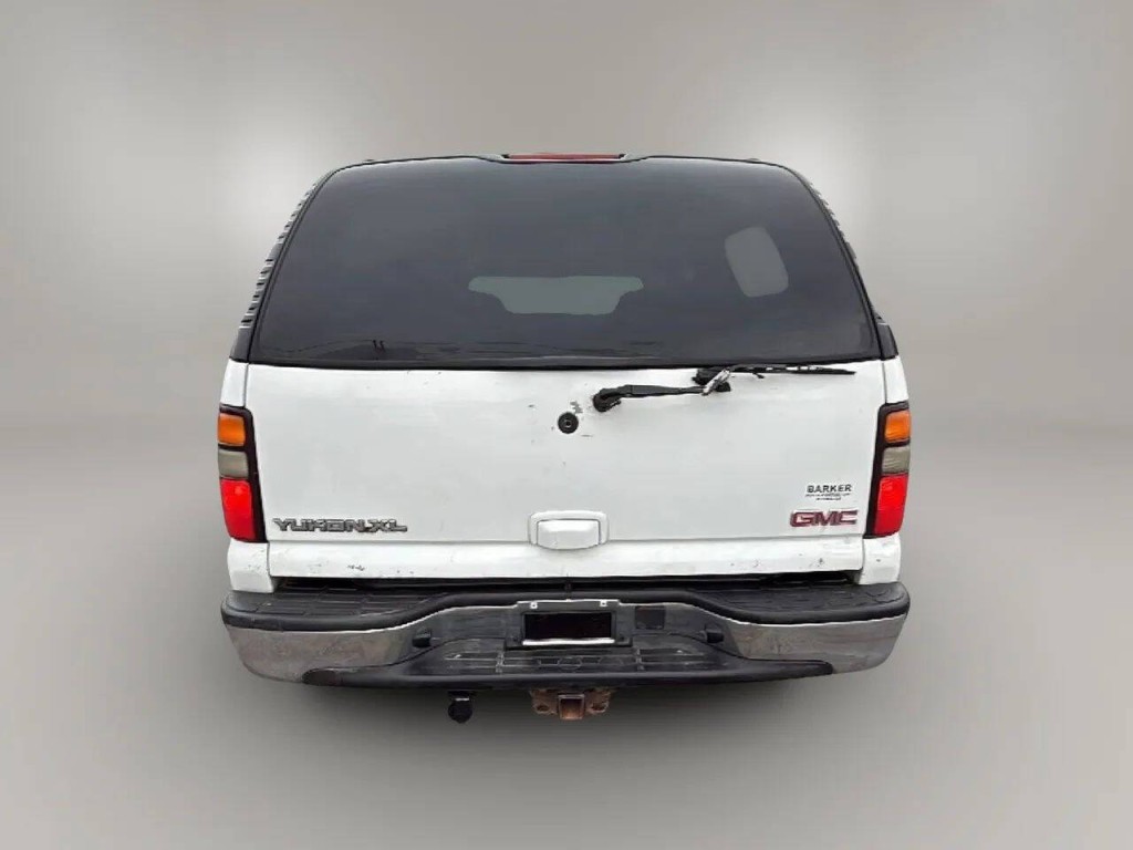 2005 GMC Yukon Image 4