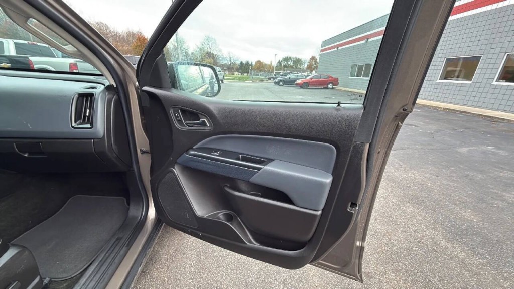 2016 Chevrolet Colorado Image 16
