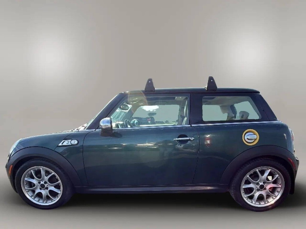 2007 MINI Cooper Image 2
