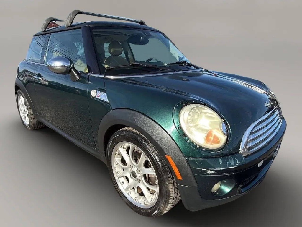 2007 MINI Cooper Image 7