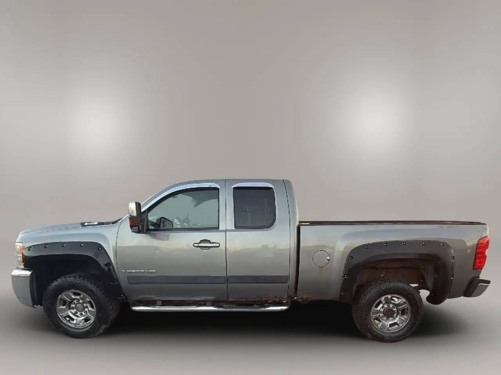 2008 Chevrolet Silverado 1500 Image 2