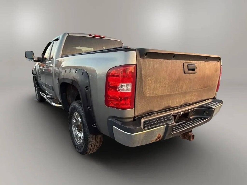 2008 Chevrolet Silverado 1500 Image 3