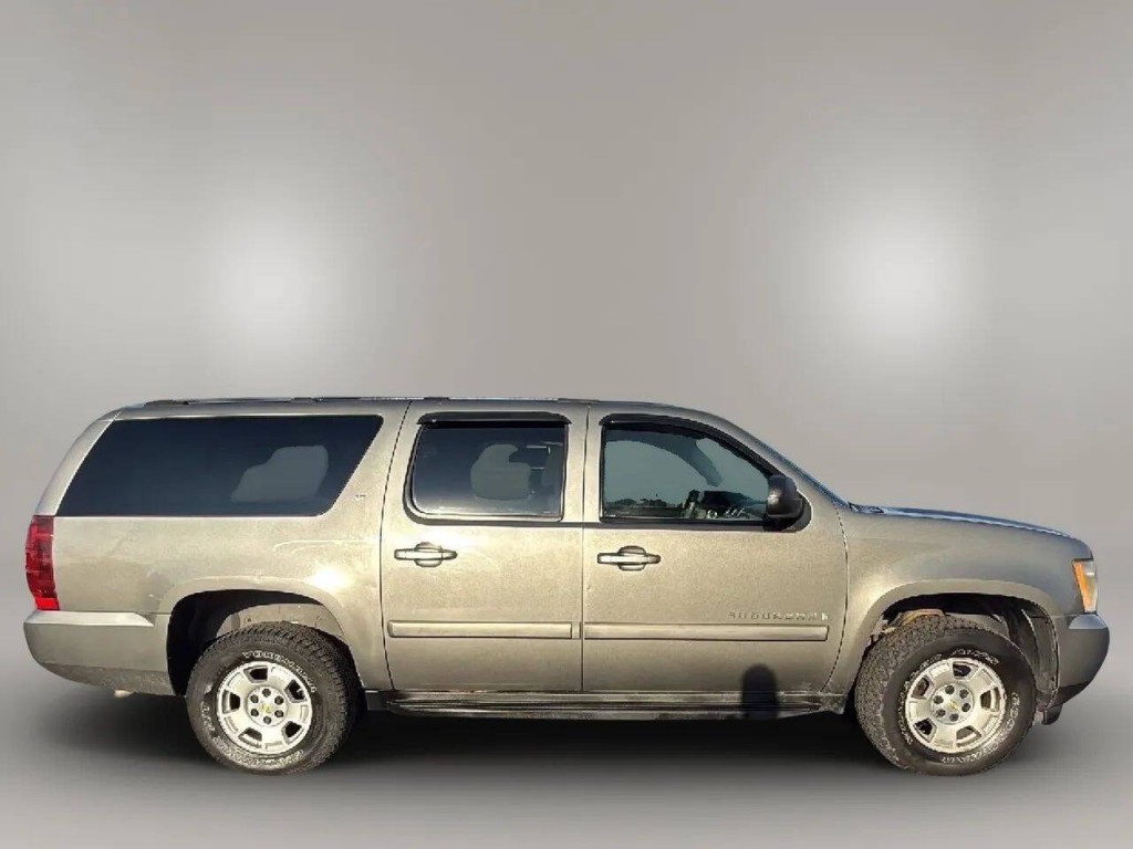 2007 Chevrolet Suburban Image 6