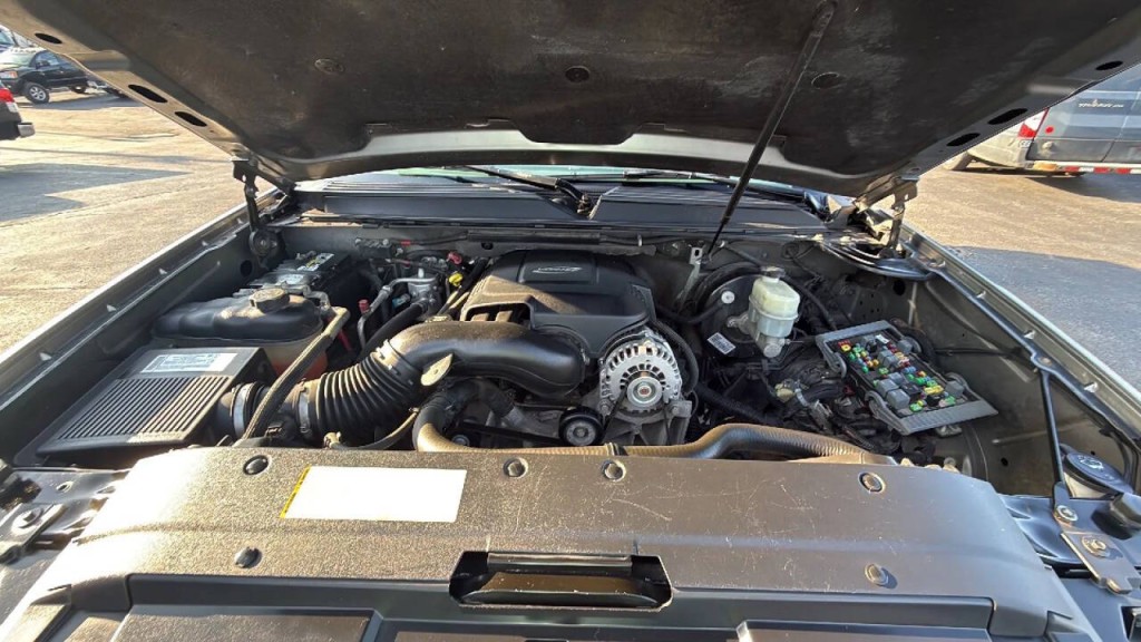 2007 Chevrolet Suburban Image 19