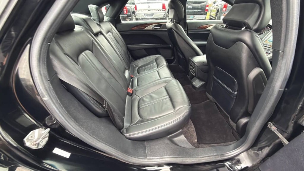 2017 Lincoln MKZ Image 15