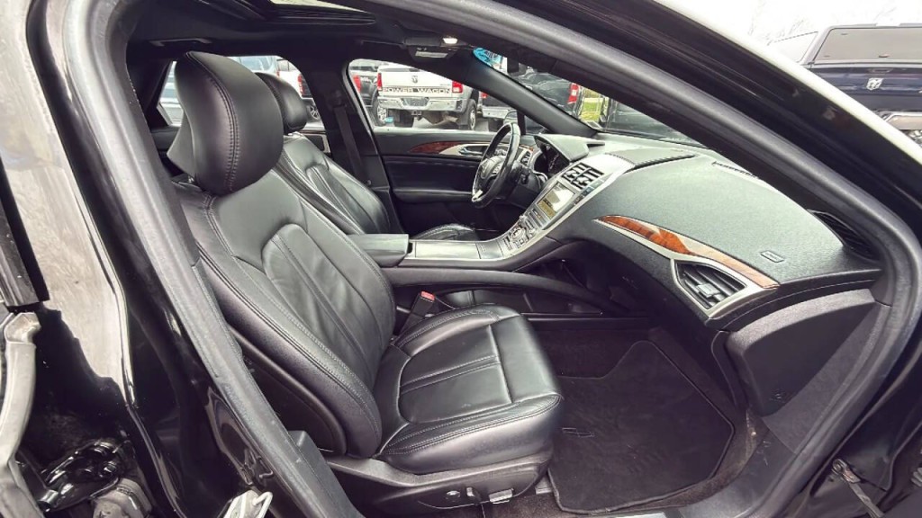 2017 Lincoln MKZ Image 17