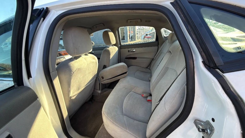 2009 Buick LaCrosse Image 10