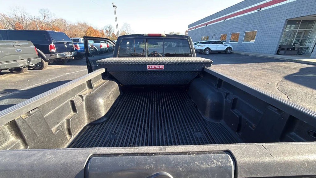 2002 Nissan Frontier Image 11