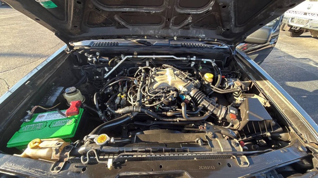 2002 Nissan Frontier Image 14