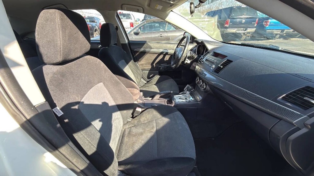 2010 Mitsubishi Lancer Image 17