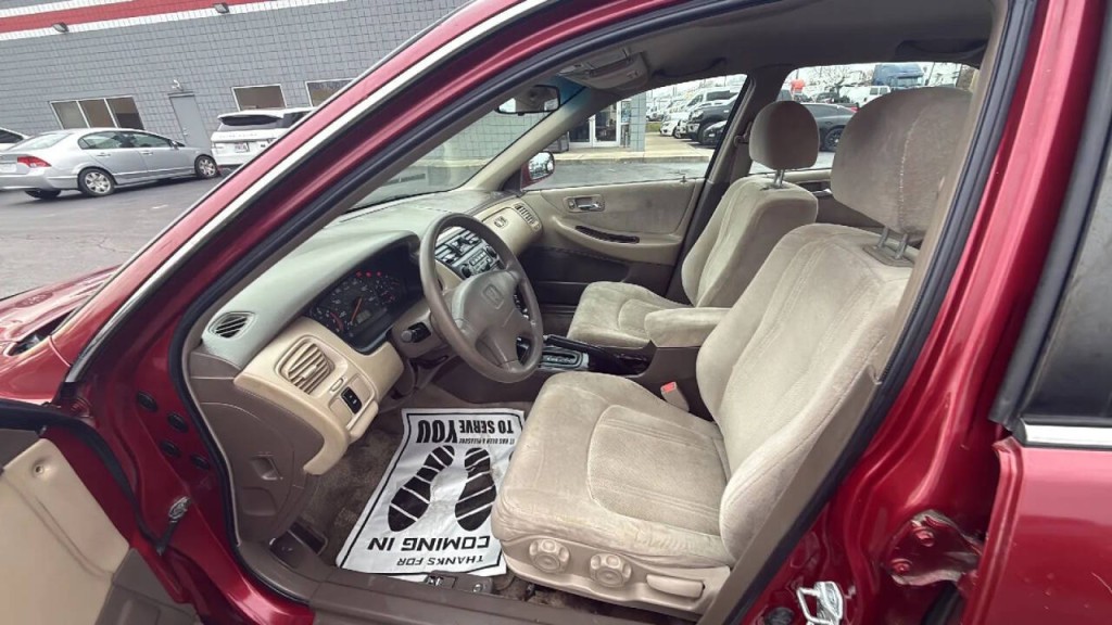 2000 Honda Accord Image 7