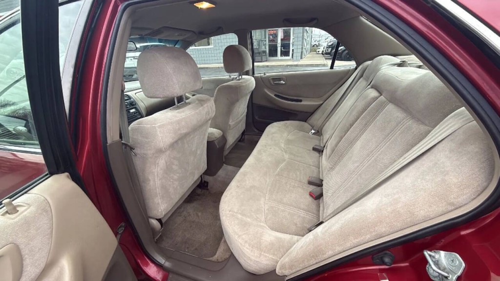 2000 Honda Accord Image 9