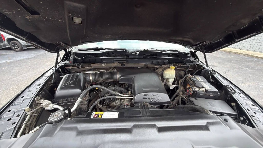 2014 RAM 1500 Image 17