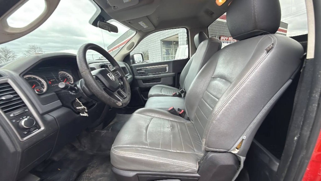 2017 RAM 1500 Image 10