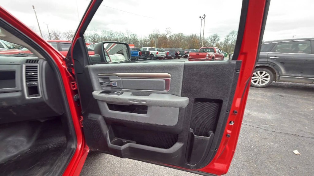 2017 RAM 1500 Image 11