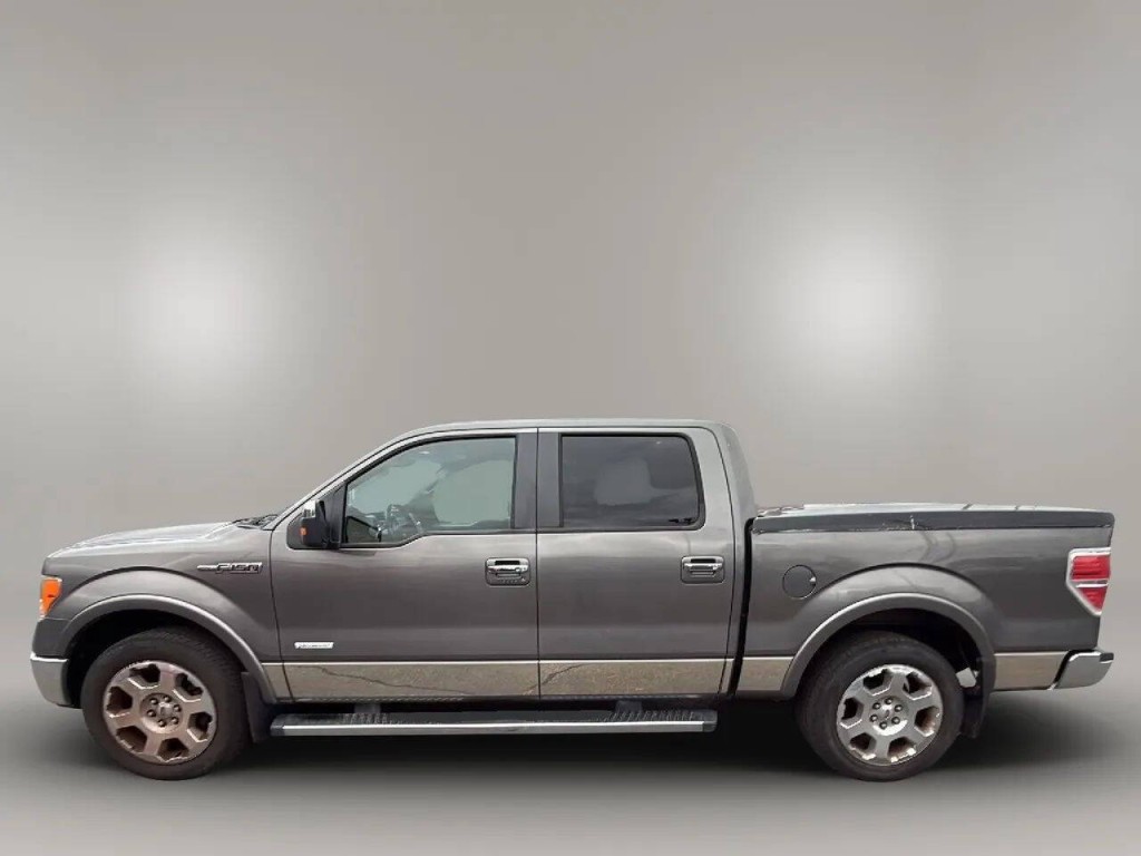 2011 Ford F-150 Image 2