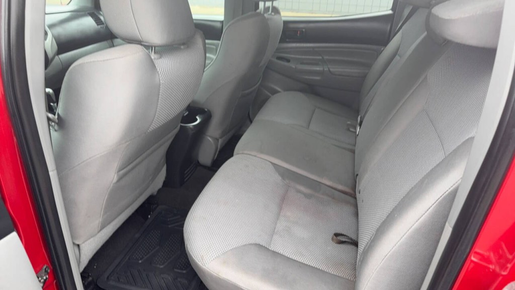 2012 Toyota Tacoma Image 13