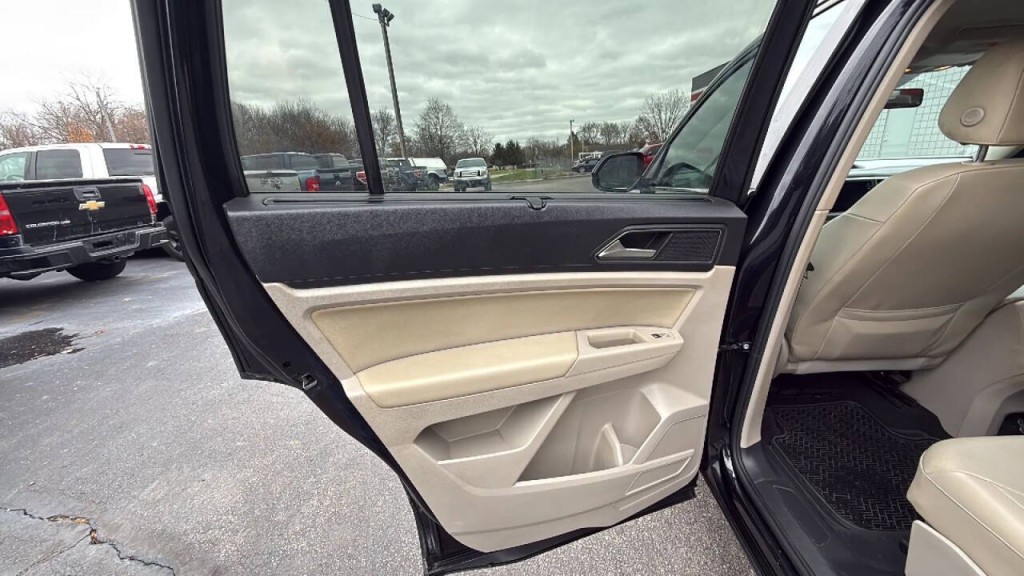 2019 Volkswagen Atlas Image 11