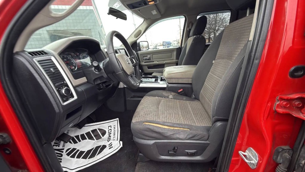 2011 RAM 1500 Image 10