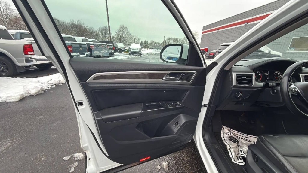 2019 Volkswagen Atlas Image 9