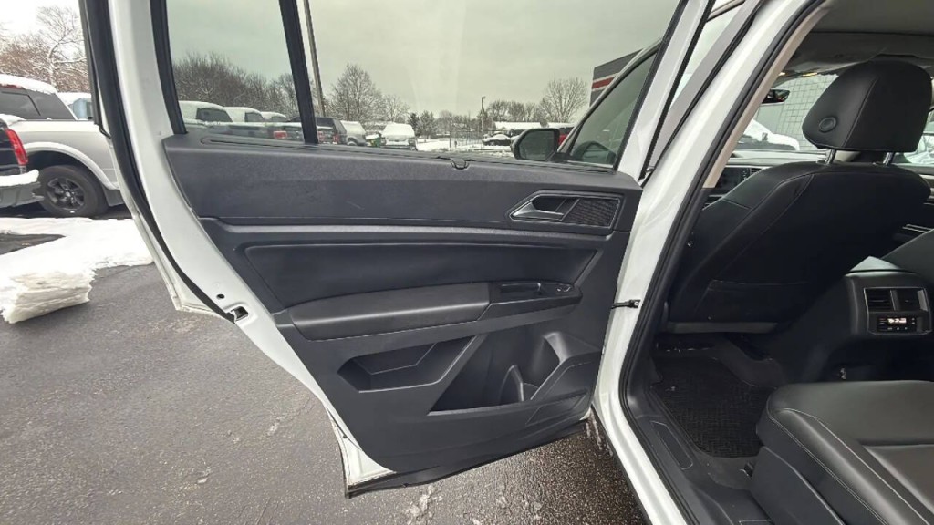 2019 Volkswagen Atlas Image 11