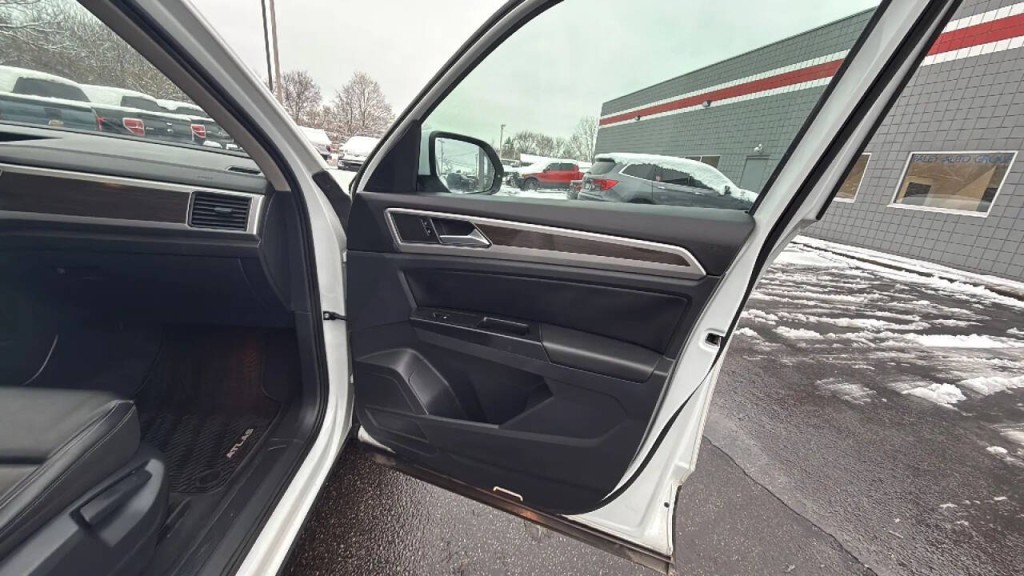 2019 Volkswagen Atlas Image 17