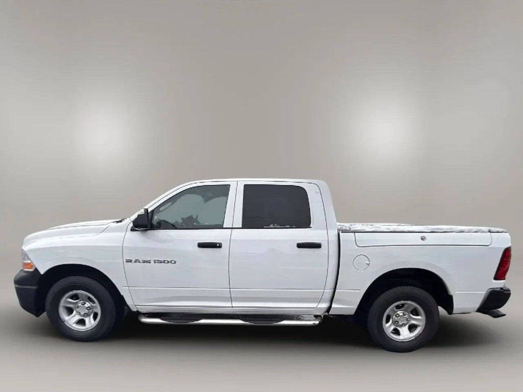 2012 RAM 1500 Image 2