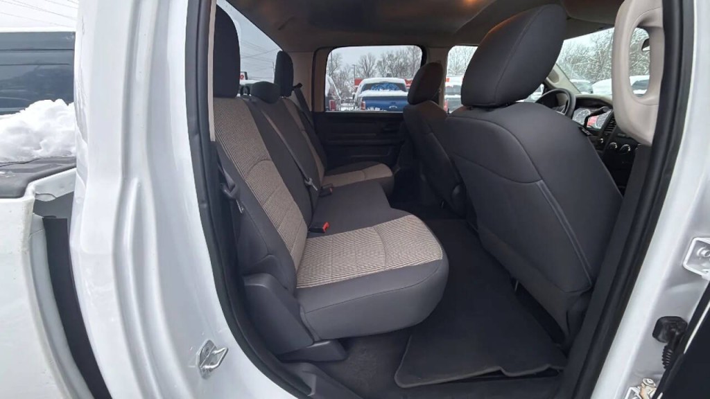 2012 RAM 1500 Image 14