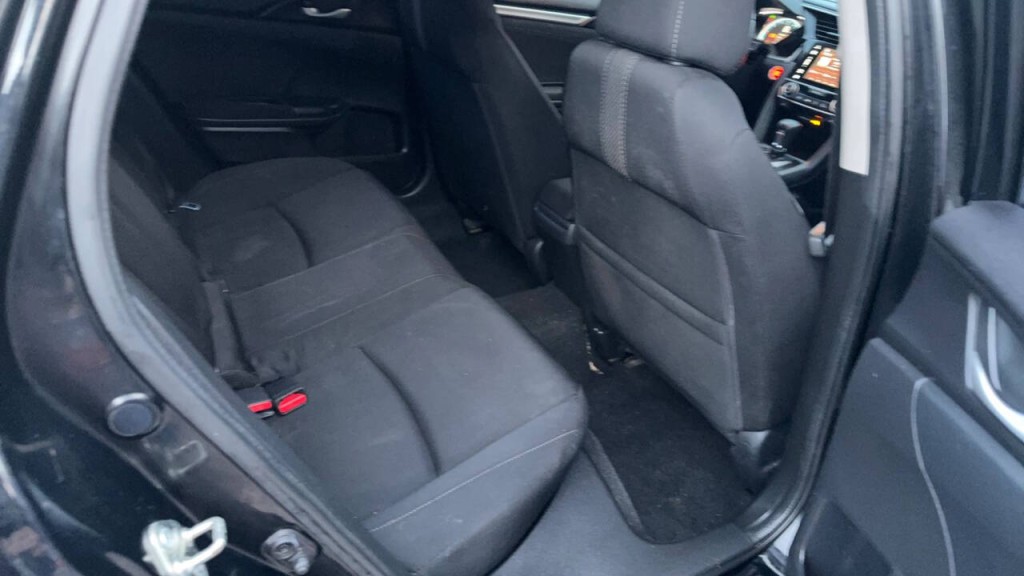 2017 Honda Civic Image 15