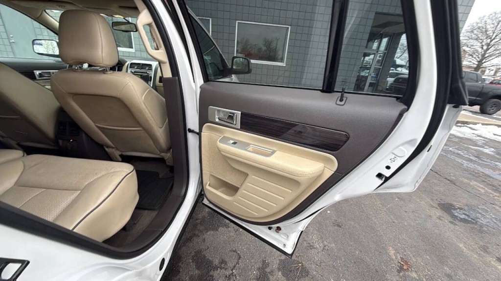 2010 Lincoln MKX Image 13