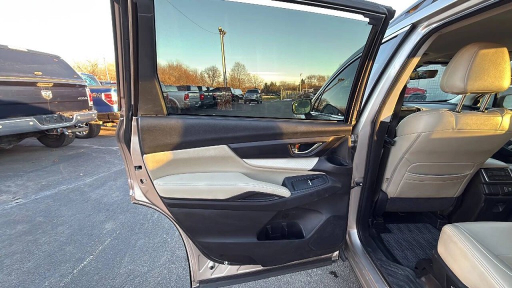 2019 Subaru Ascent Image 11