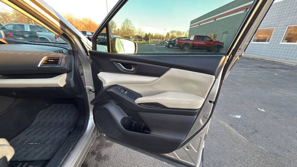 2019 Subaru Ascent Image 17