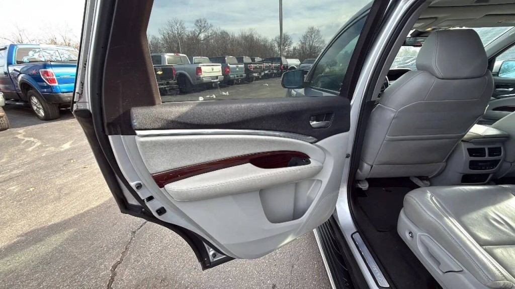 2014 Acura MDX Image 11