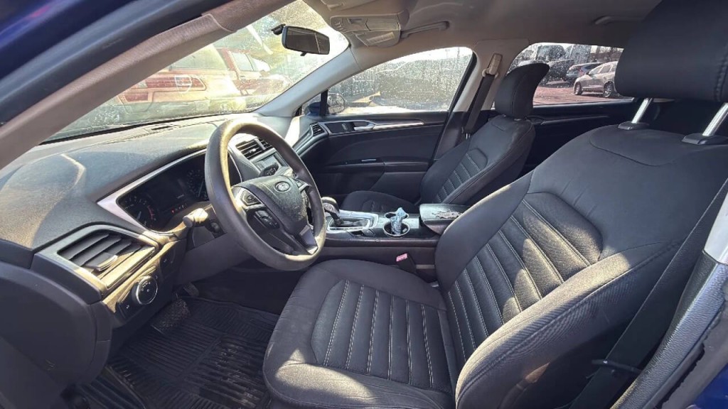 2015 Ford Fusion Image 10