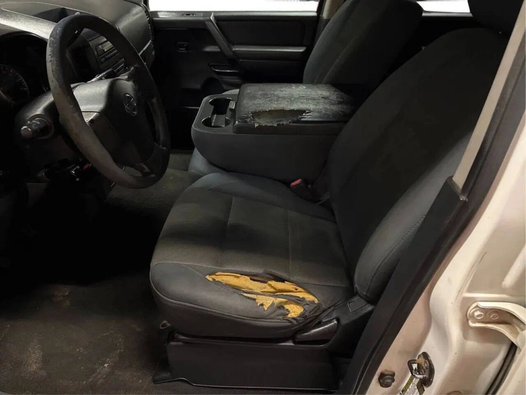 2008 Nissan Titan Image 8