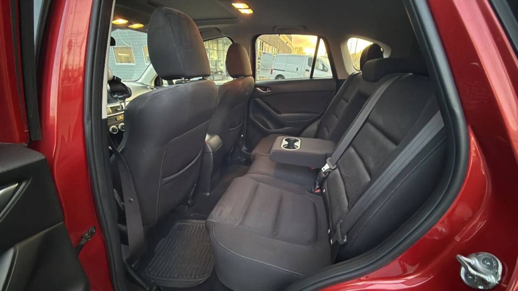 2016 Mazda CX-5 Image 12