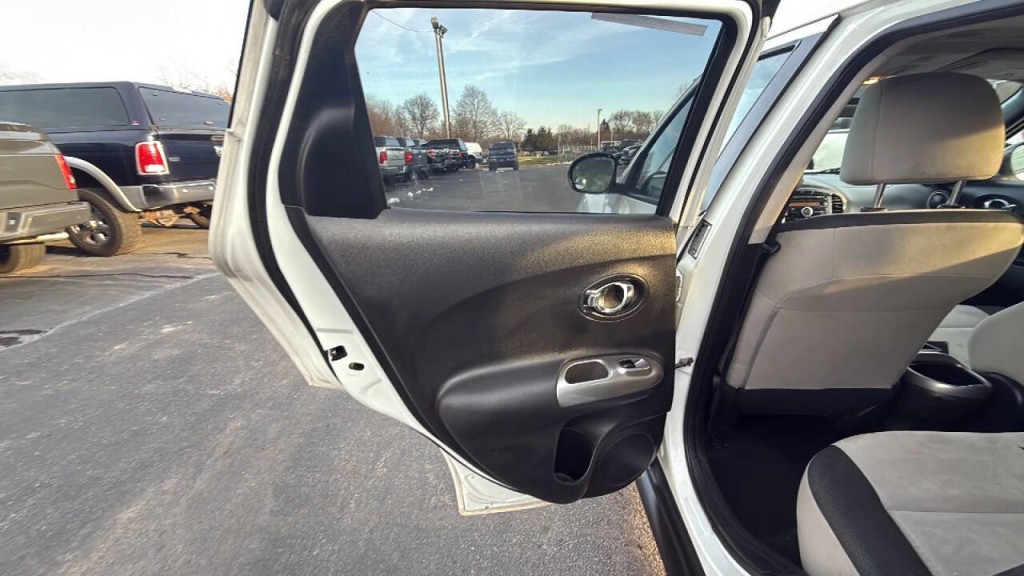 2014 Nissan Juke Image 11