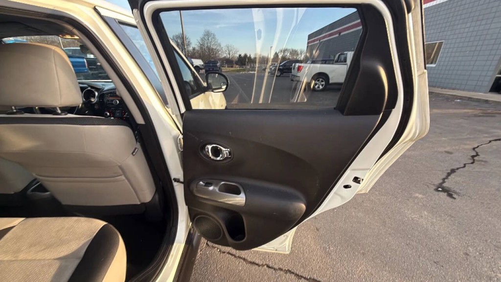 2014 Nissan Juke Image 14