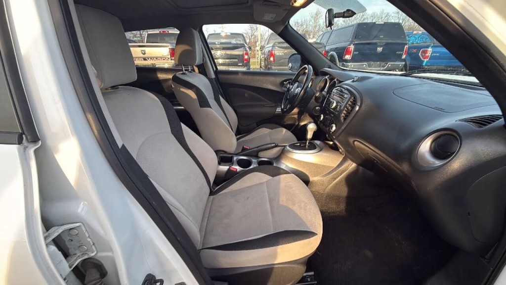 2014 Nissan Juke Image 17