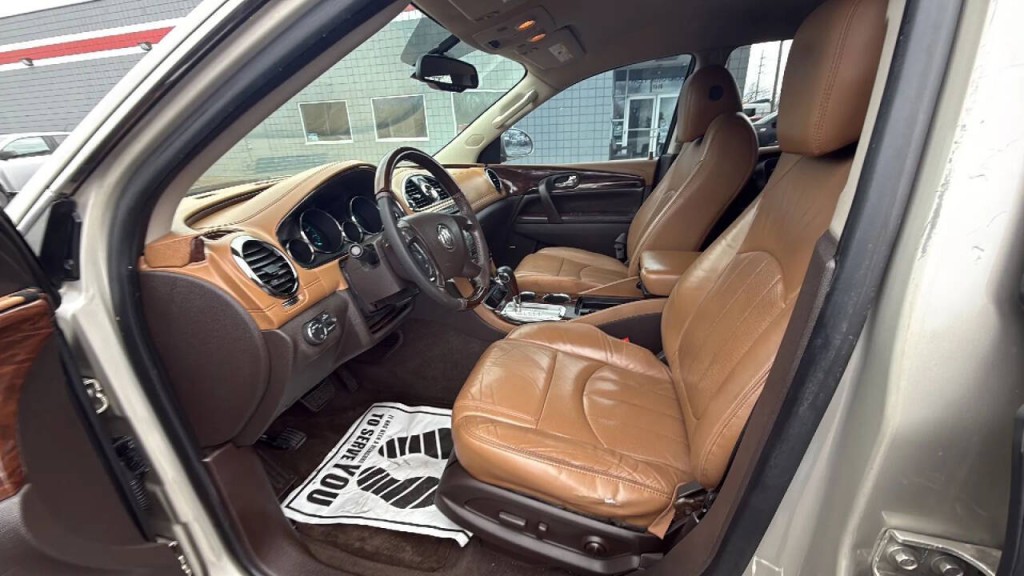 2015 Buick Enclave Image 10