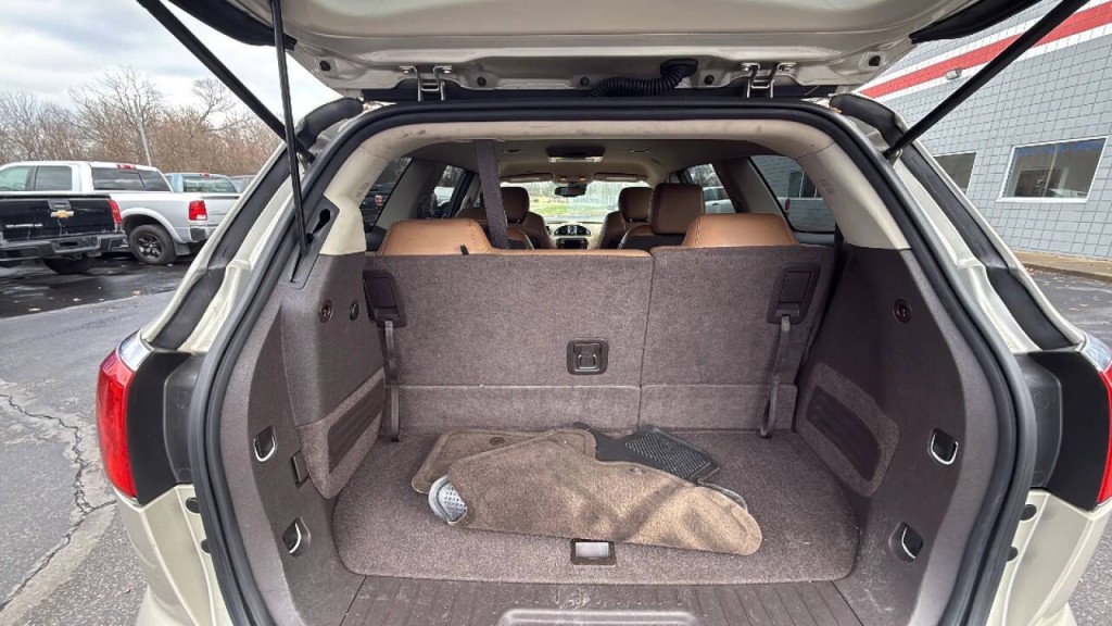 2015 Buick Enclave Image 14