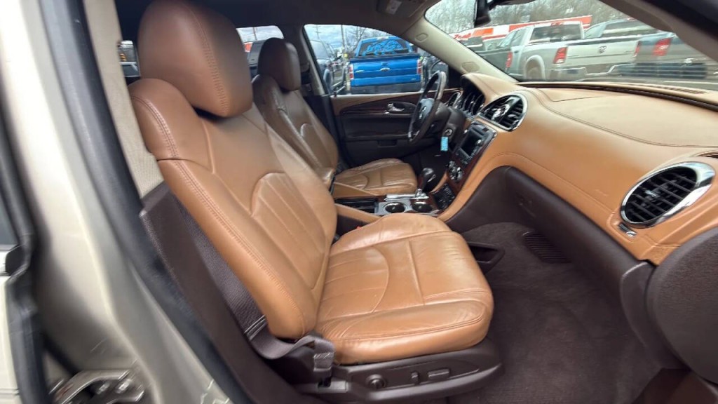 2015 Buick Enclave Image 18