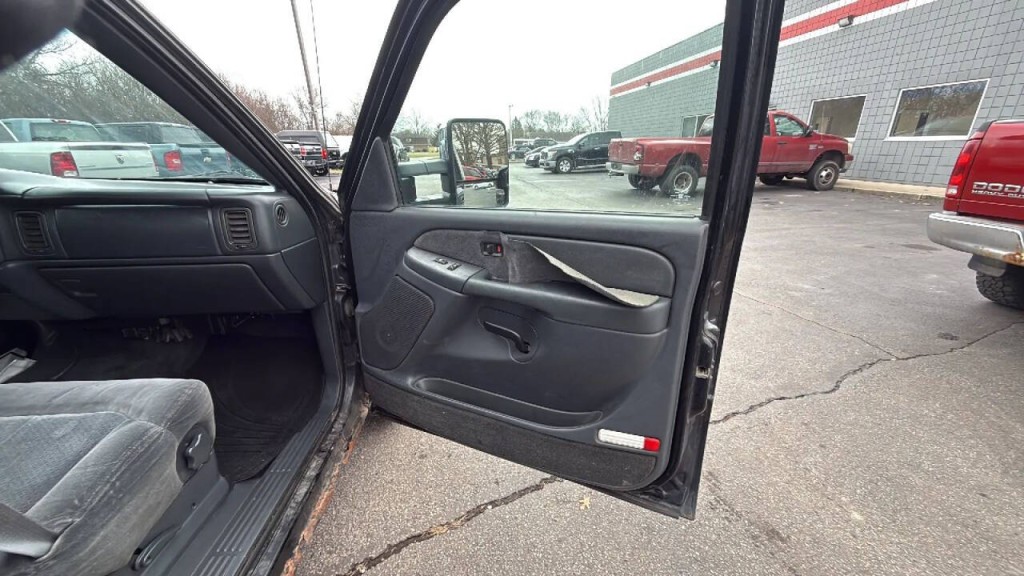 2001 Chevrolet Silverado 1500 Image 14
