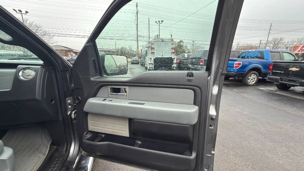 2011 Ford F-150 Image 16