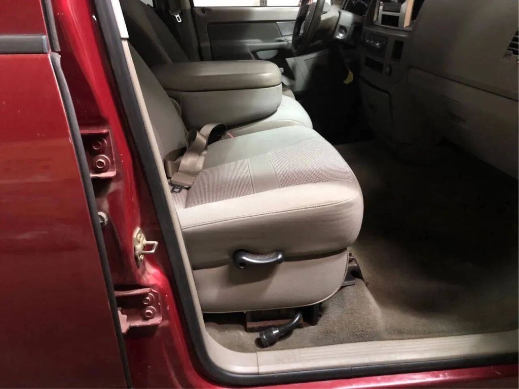 2007 Dodge Ram 3500 Image 11
