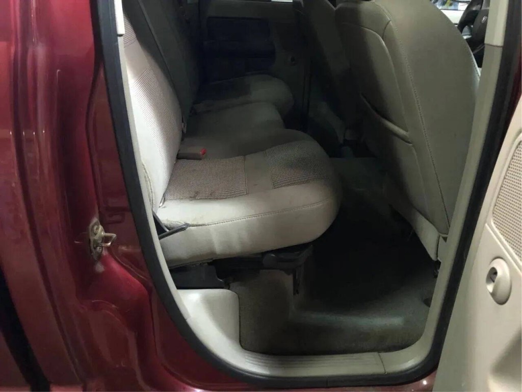 2007 Dodge Ram 3500 Image 12